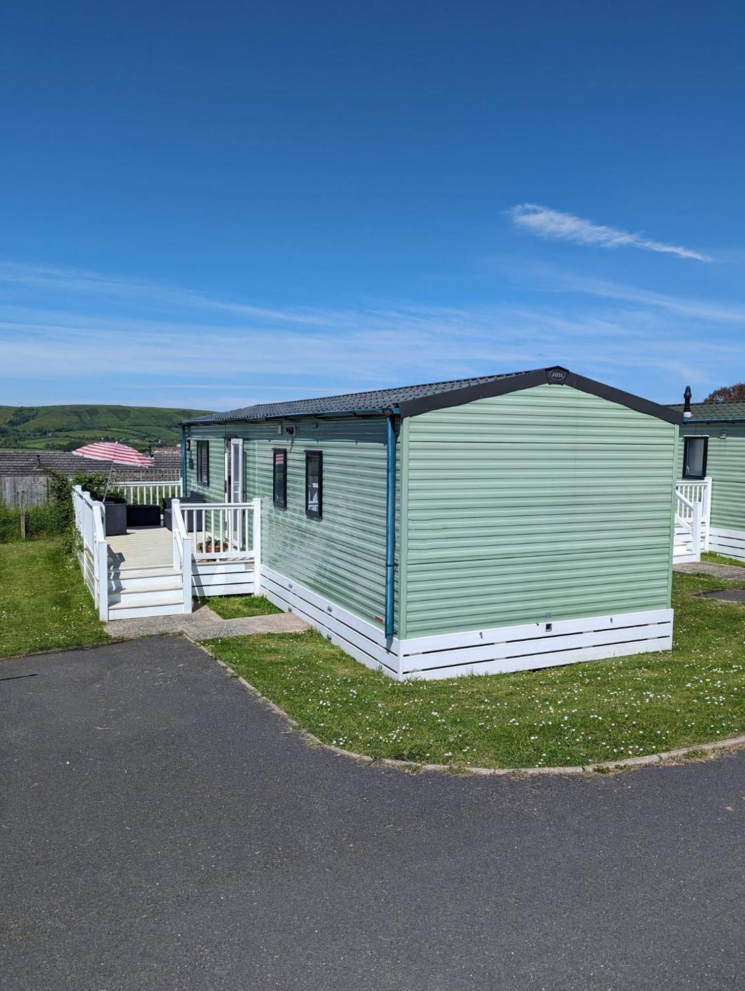 Lovely Bright Modern Caravan Swanage On Peaceful And Tranquil Holiday Park Zewnętrze zdjęcie